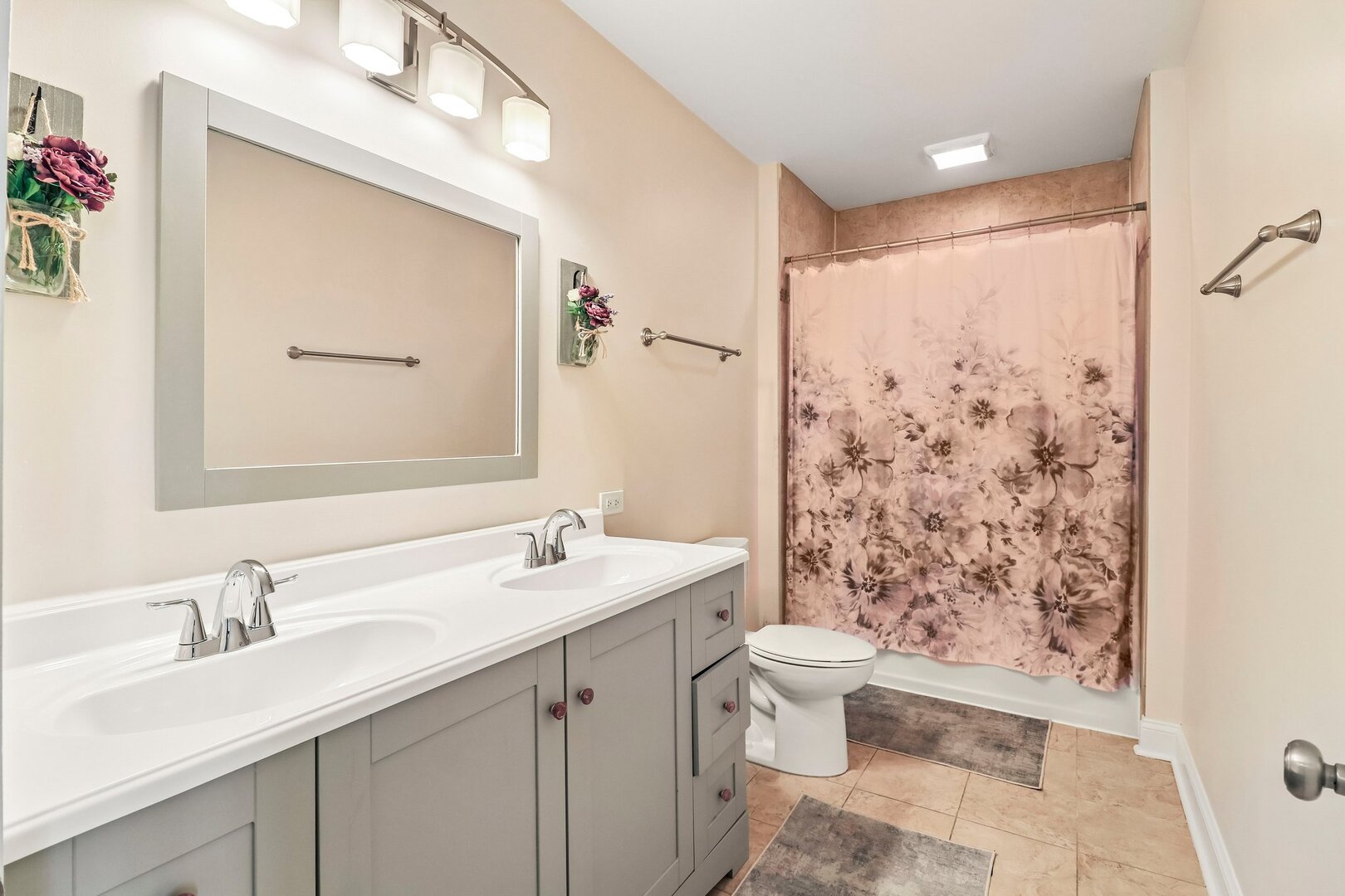 929 S Bell Avenue Property Photo 10