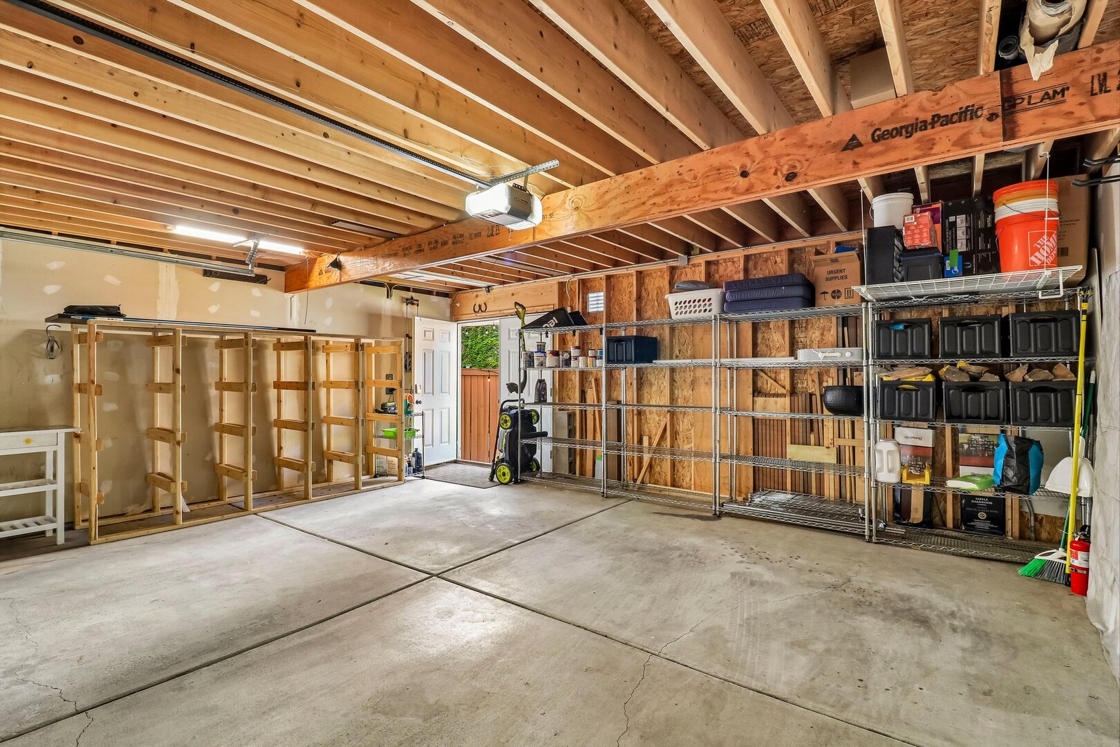 929 S Bell Avenue Property Photo 16