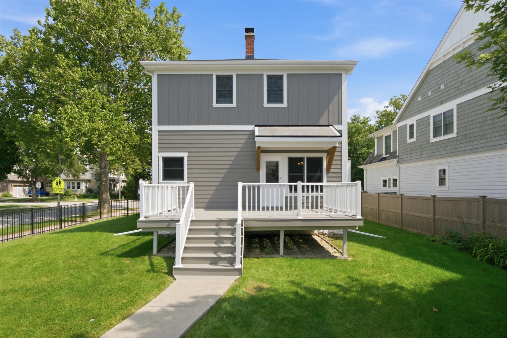 586 S Hawthorne Avenue Property Photo 31