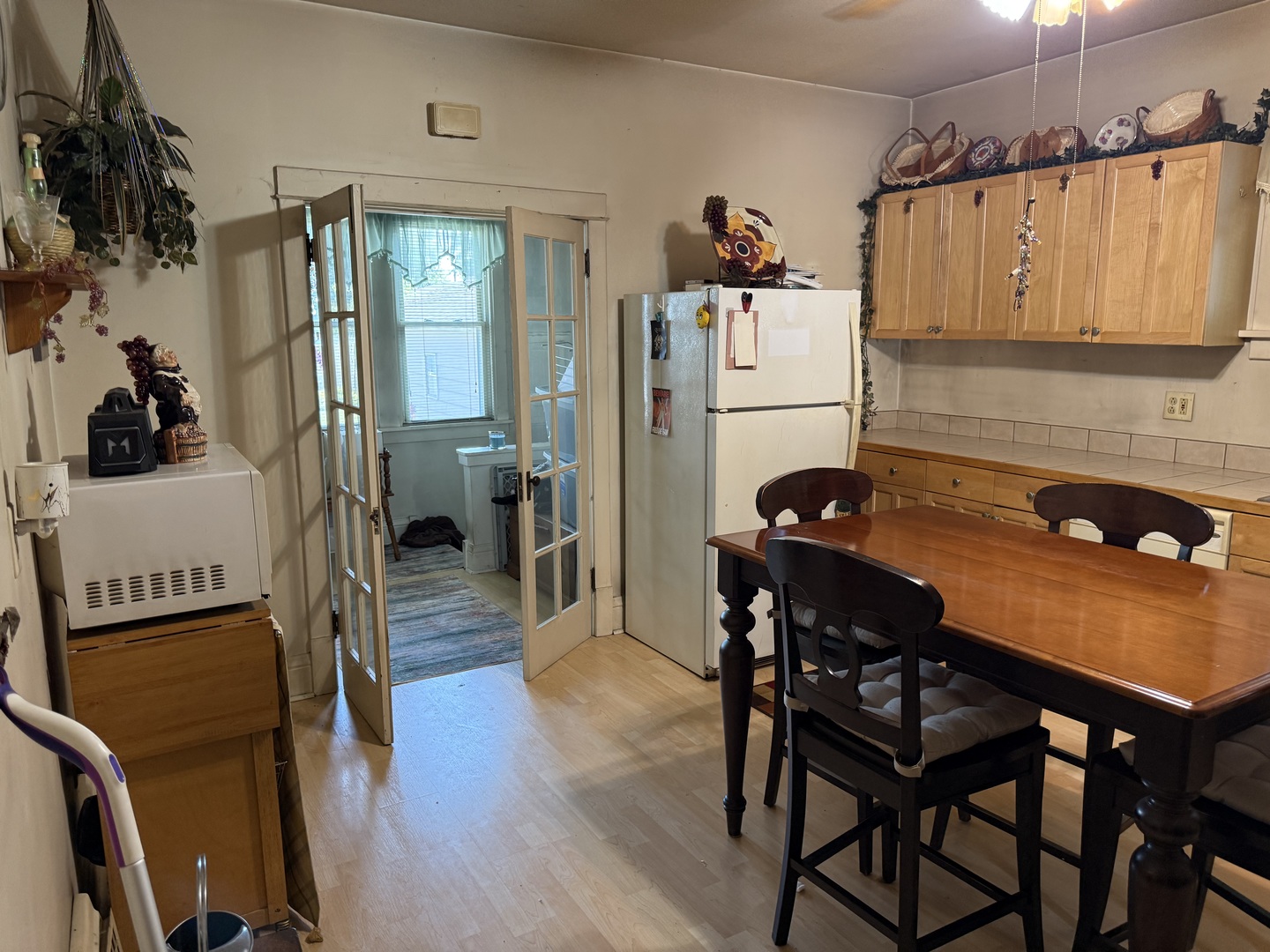 1328 Campbell Avenue Property Photo 7