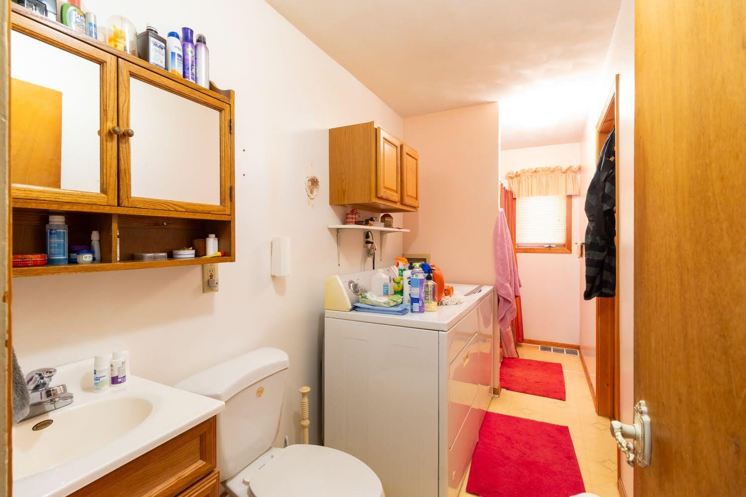 210 E Greenview Avenue Property Photo 13