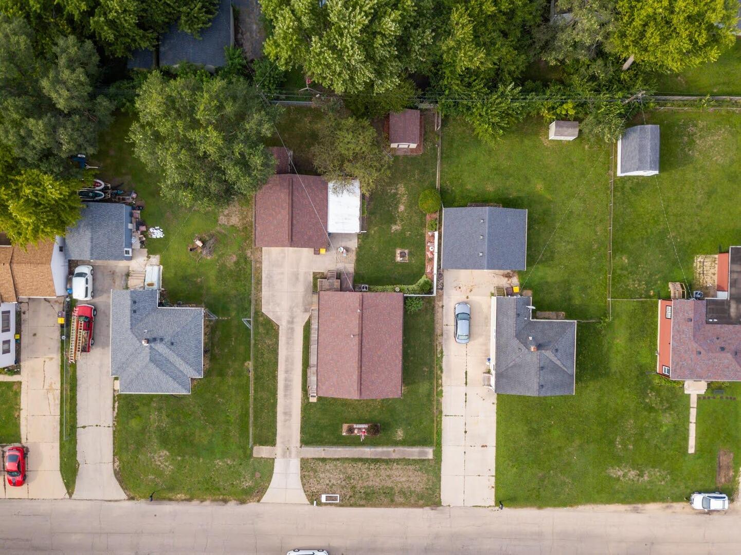 210 E Greenview Avenue Property Photo 26