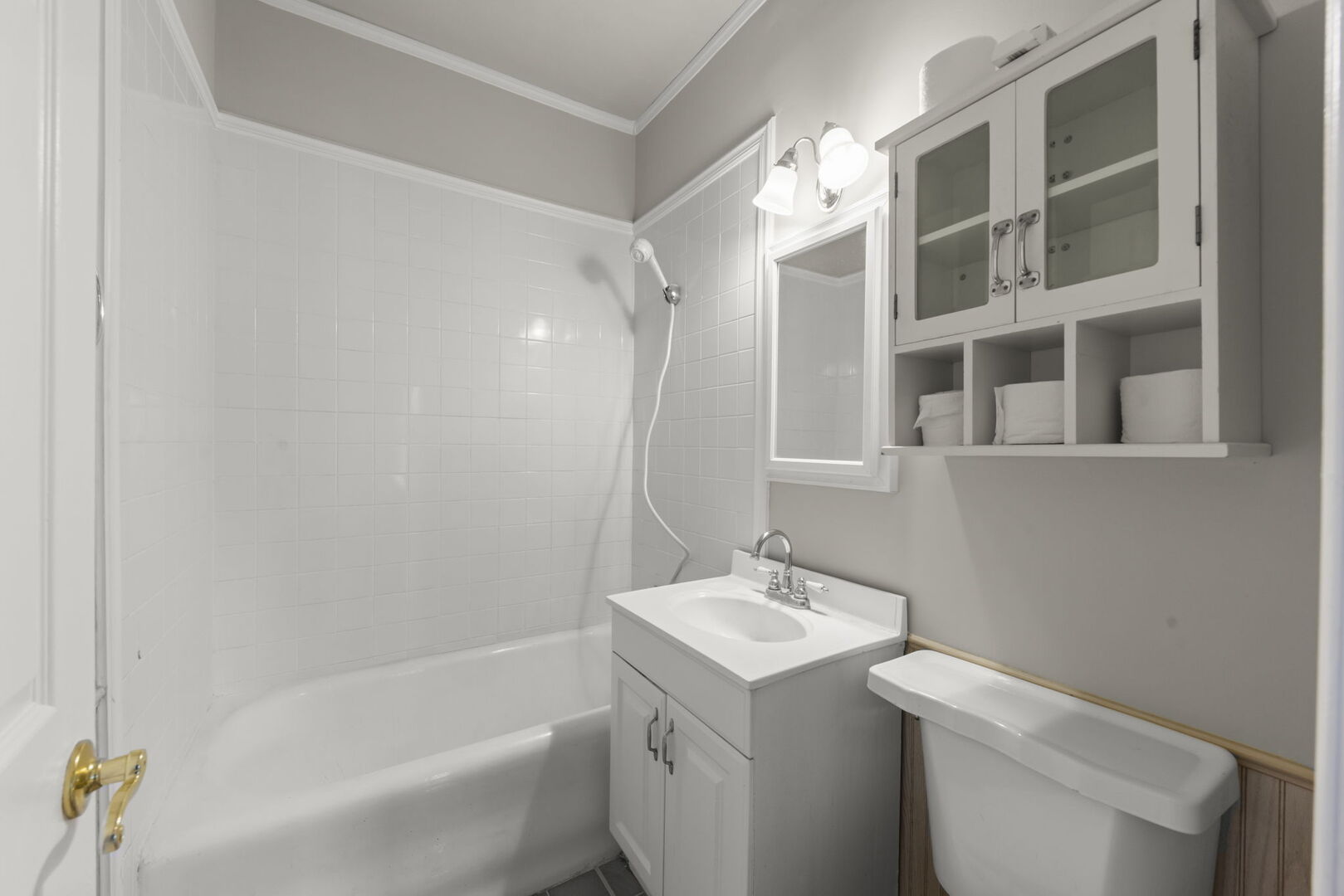 329 E 5th Street Property Photo 14