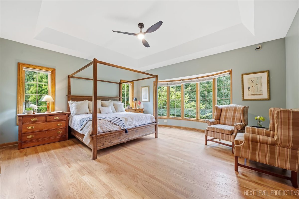 3663 Wolf Road Property Photo 11