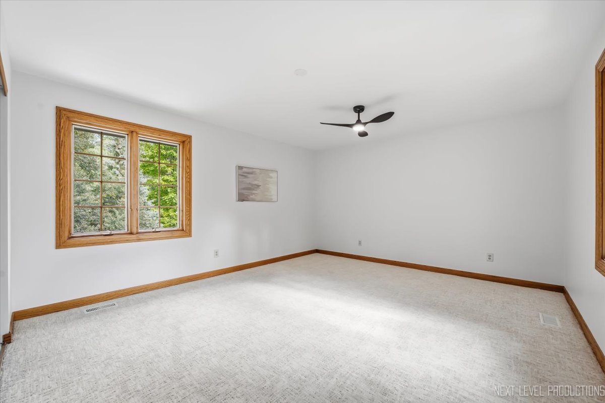 3663 Wolf Road Property Photo 38