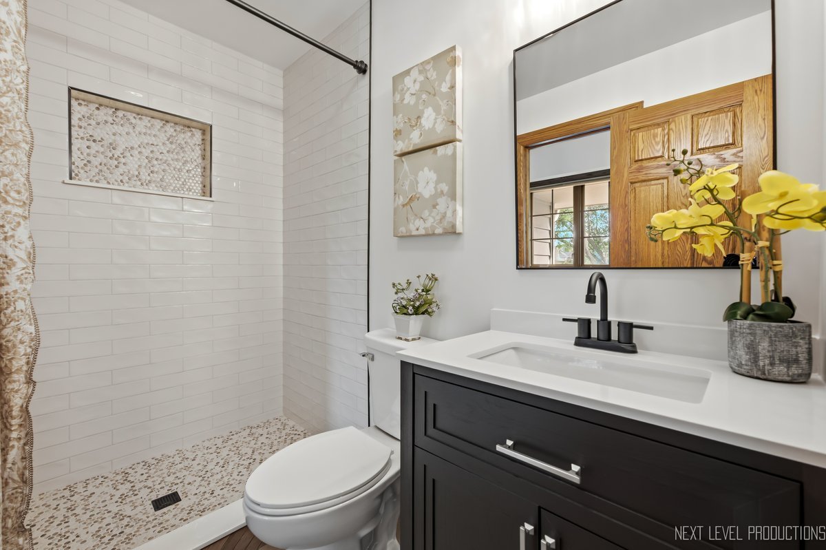 3663 Wolf Road Property Photo 42
