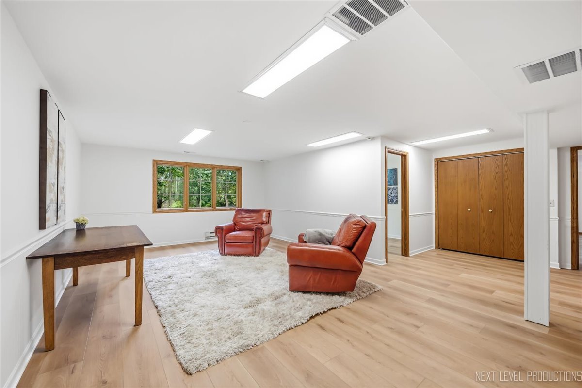 3663 Wolf Road Property Photo 46
