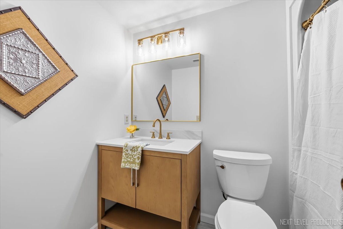 3663 Wolf Road Property Photo 49