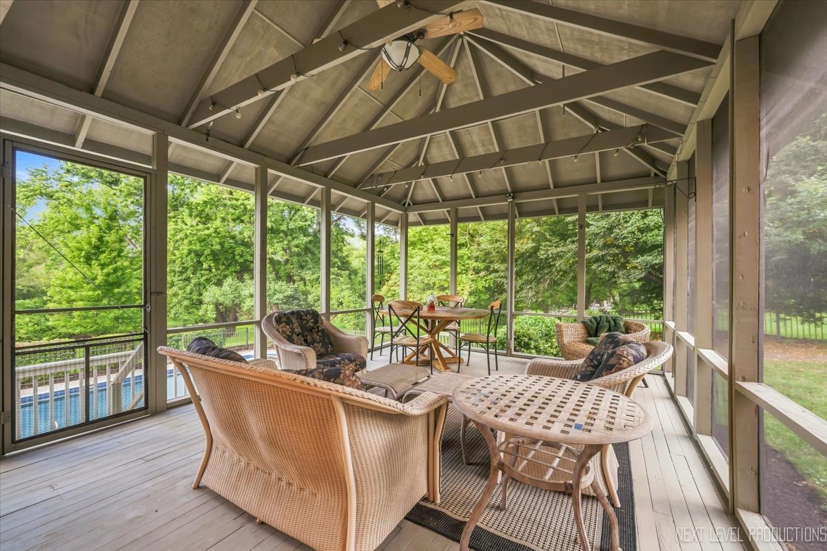 3663 Wolf Road Property Photo 52