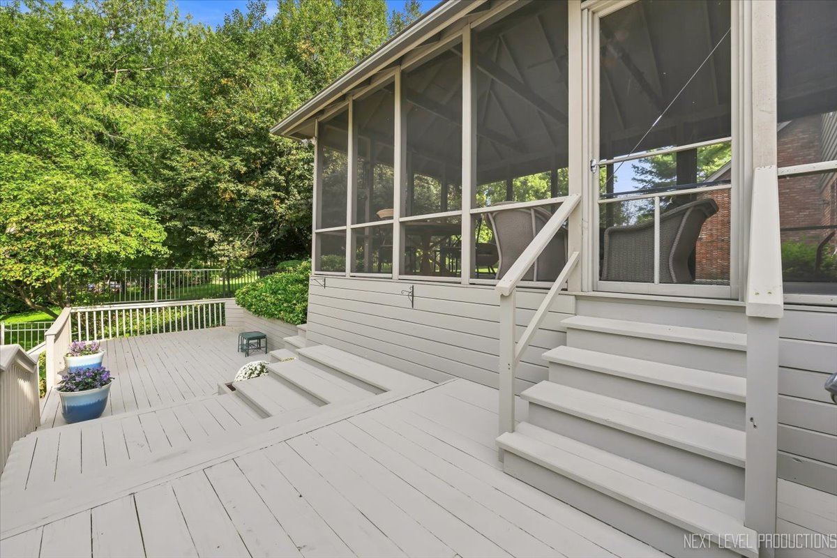 3663 Wolf Road Property Photo 57