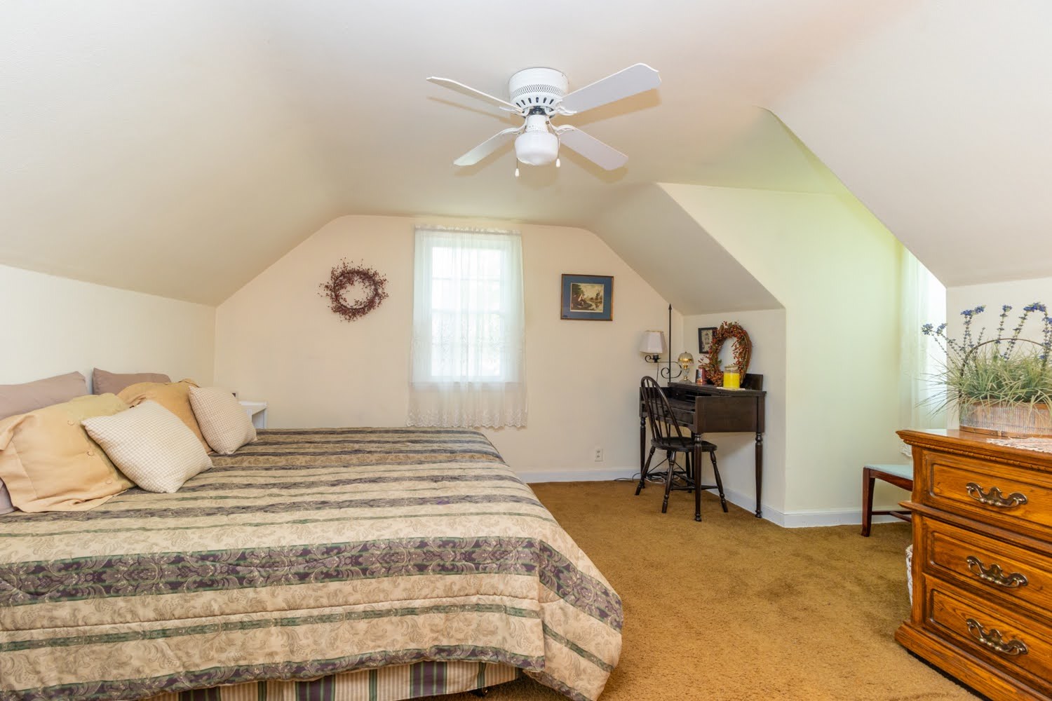 1409 Geneva Avenue Property Photo 15