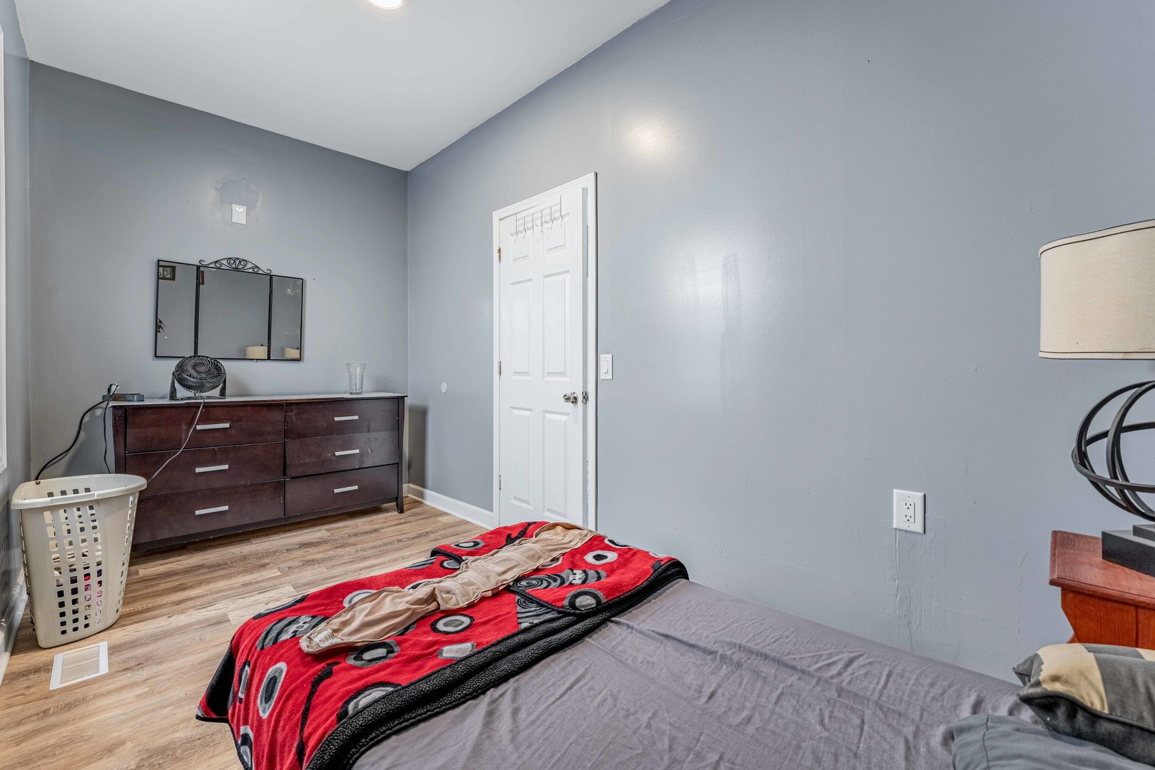 4921 W 28th Place Property Photo 10