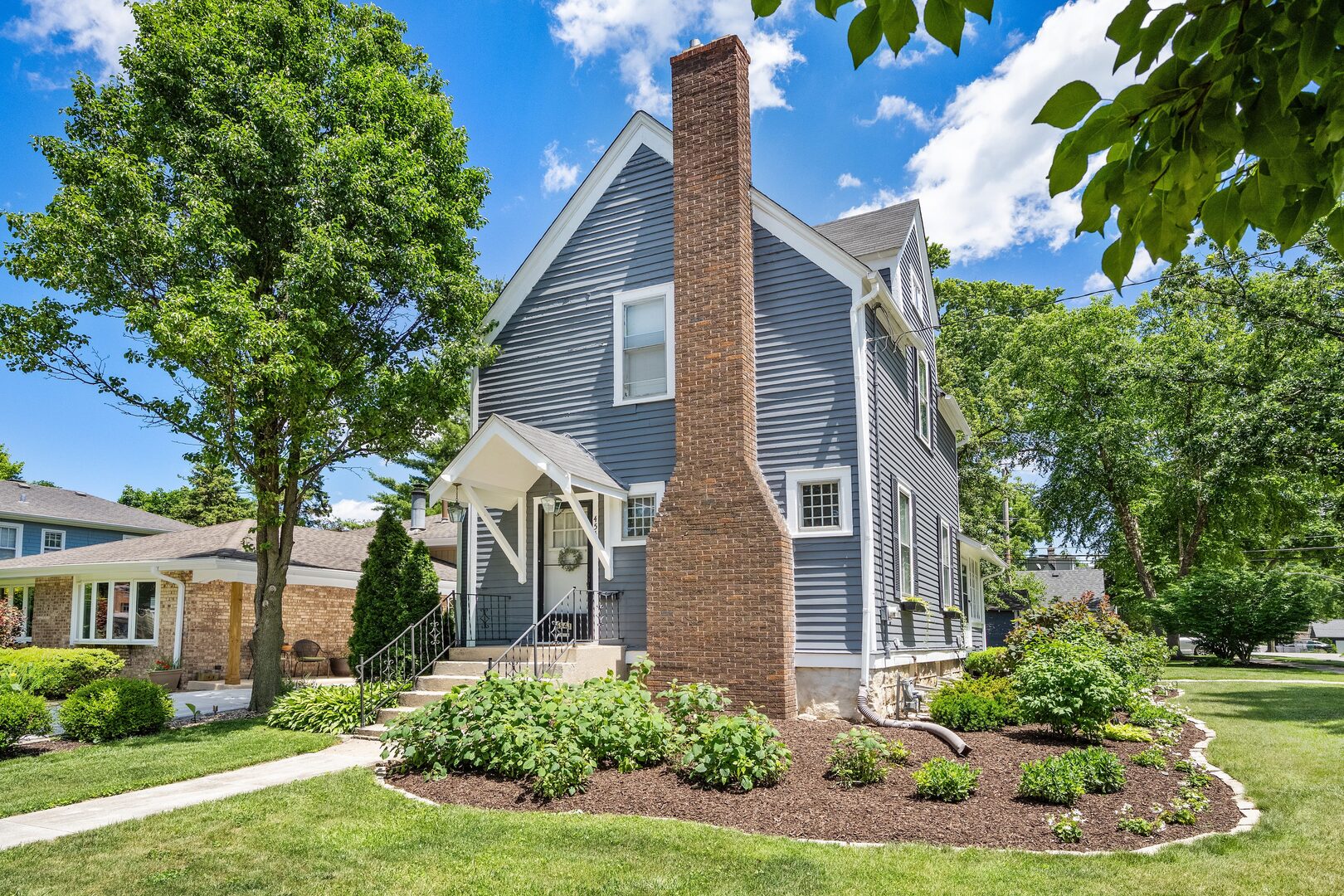 4541 Forest Avenue Property Photo 3