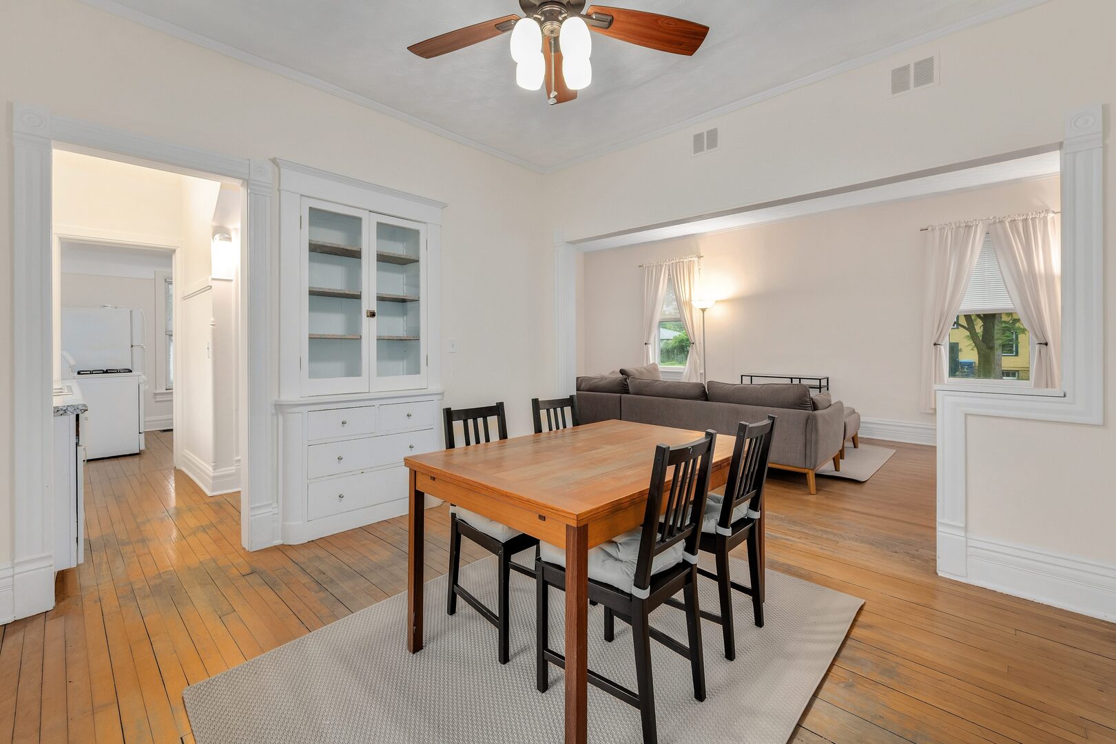 4541 Forest Avenue Property Photo 11