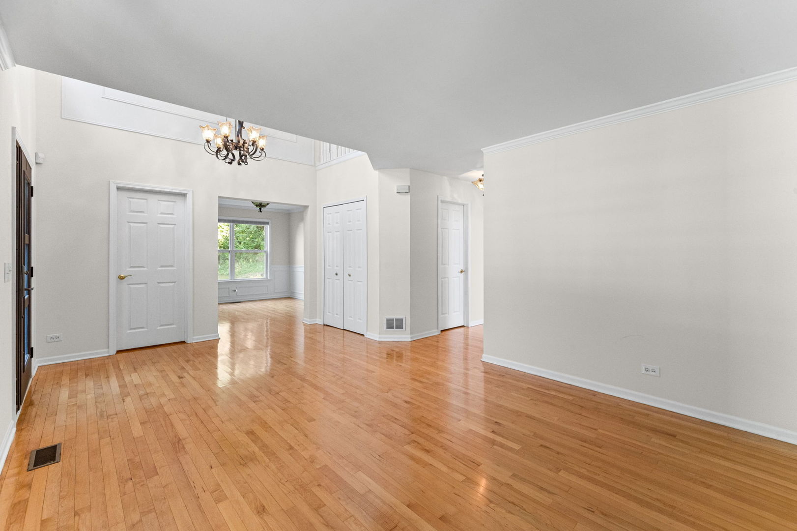 9 Lake Gillilan Court Property Photo 4