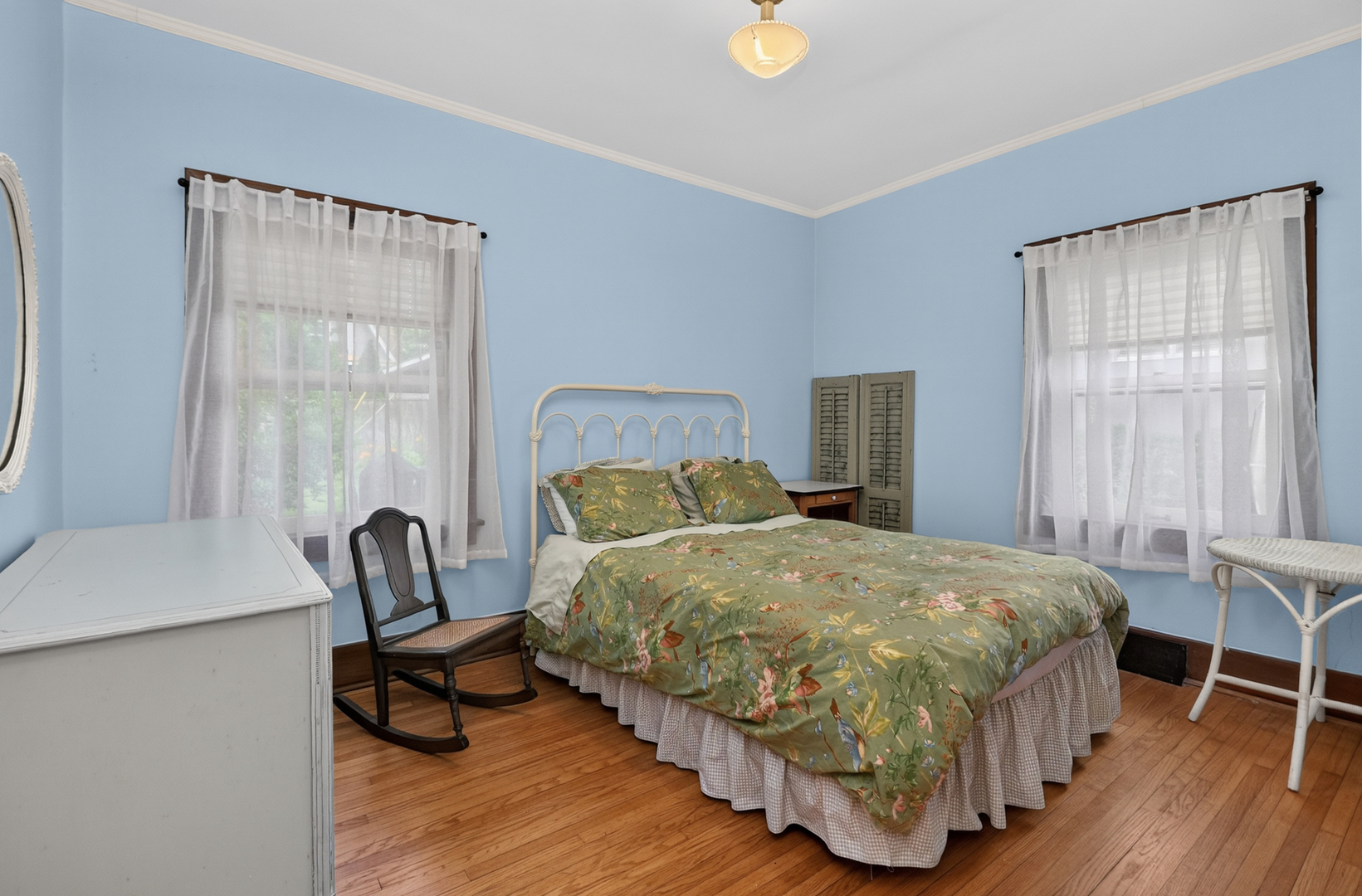 4744 Middaugh Avenue Property Photo 20