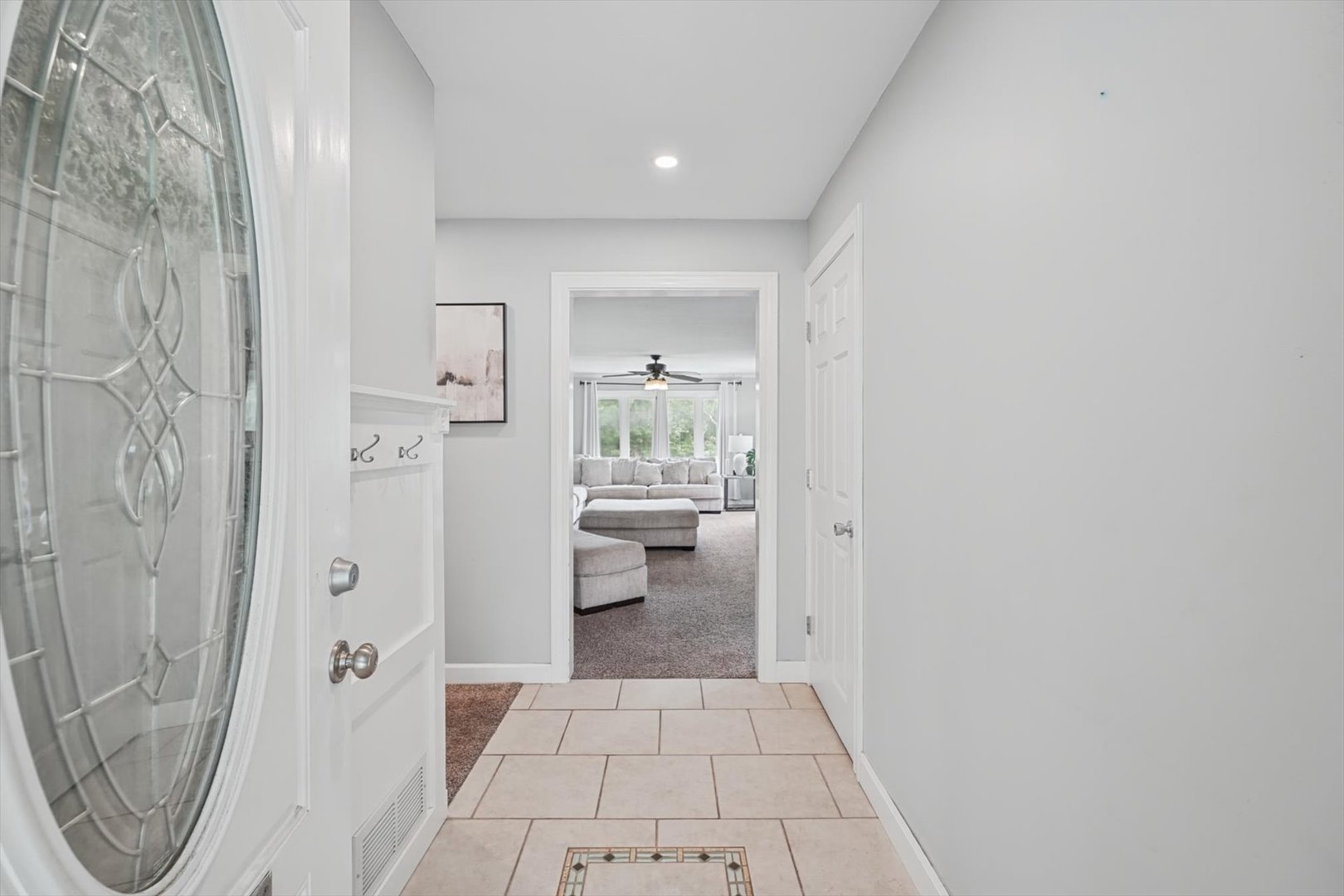 720 E High Street Property Photo 6