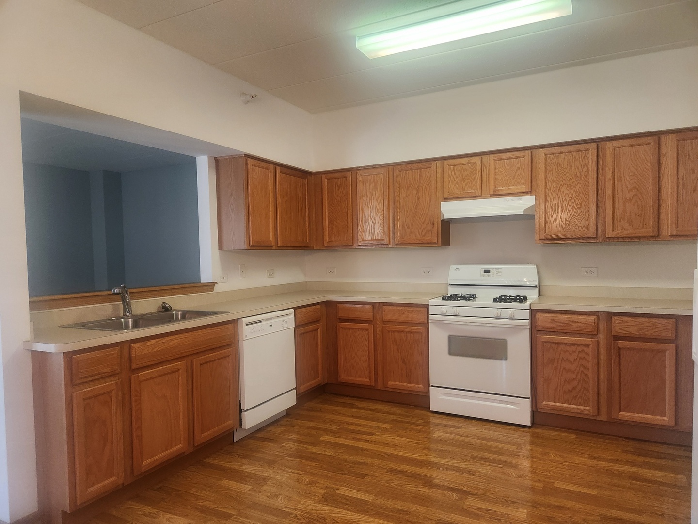 16661 Liberty Circle 2s Property Photo 2