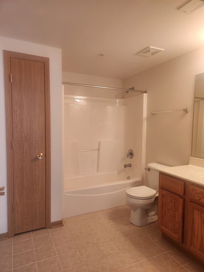 16661 Liberty Circle 2s Property Photo 4
