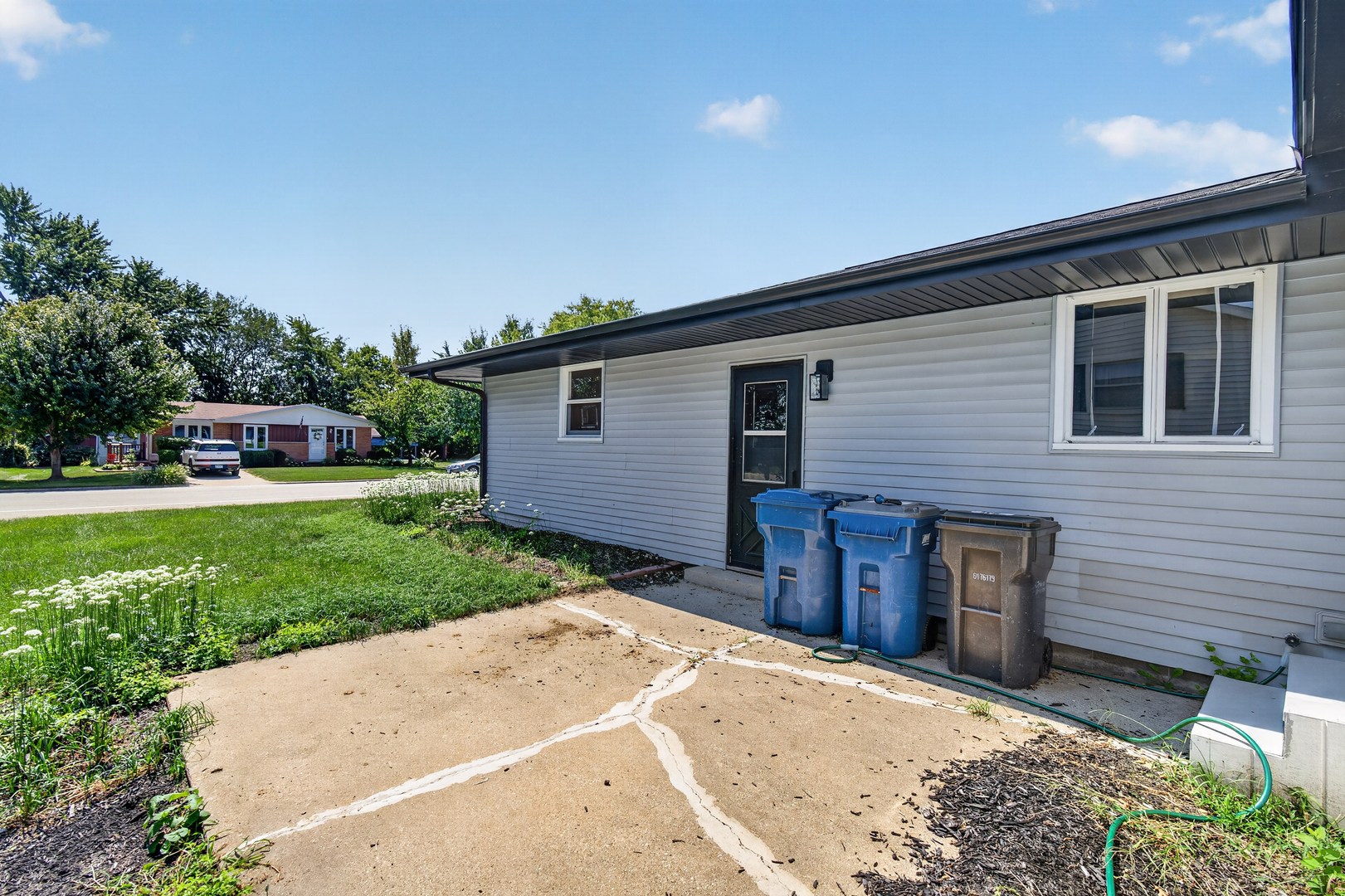 1701 Newton Drive Property Photo 6
