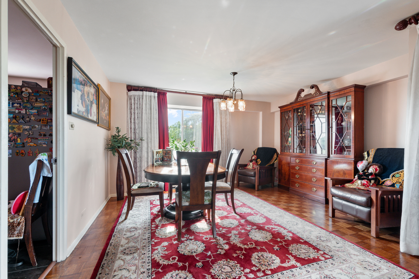 6833 N Kedzie Avenue 415 Property Photo 4