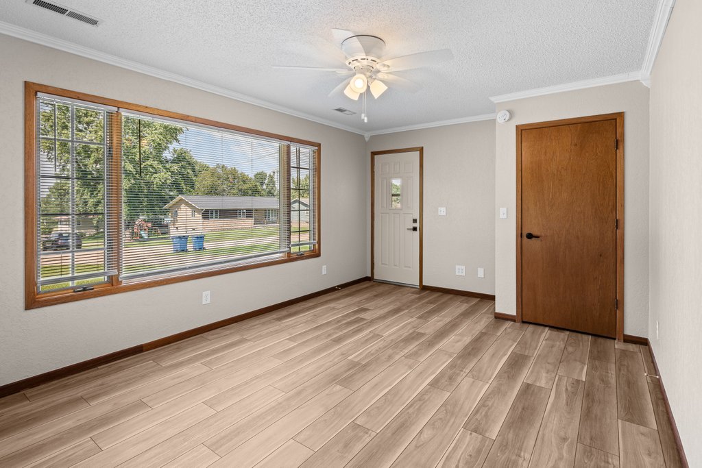 101 Riverview Drive Property Photo 4