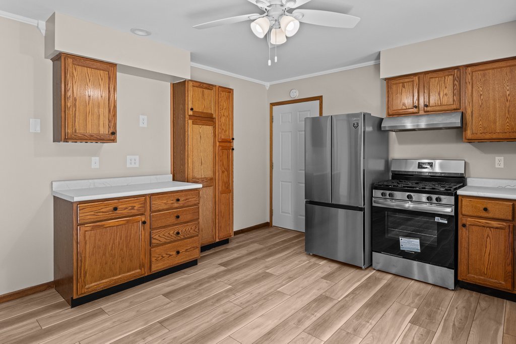 101 Riverview Drive Property Photo 10