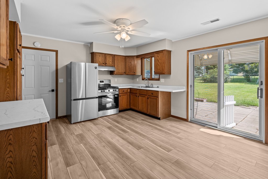 101 Riverview Drive Property Photo 14