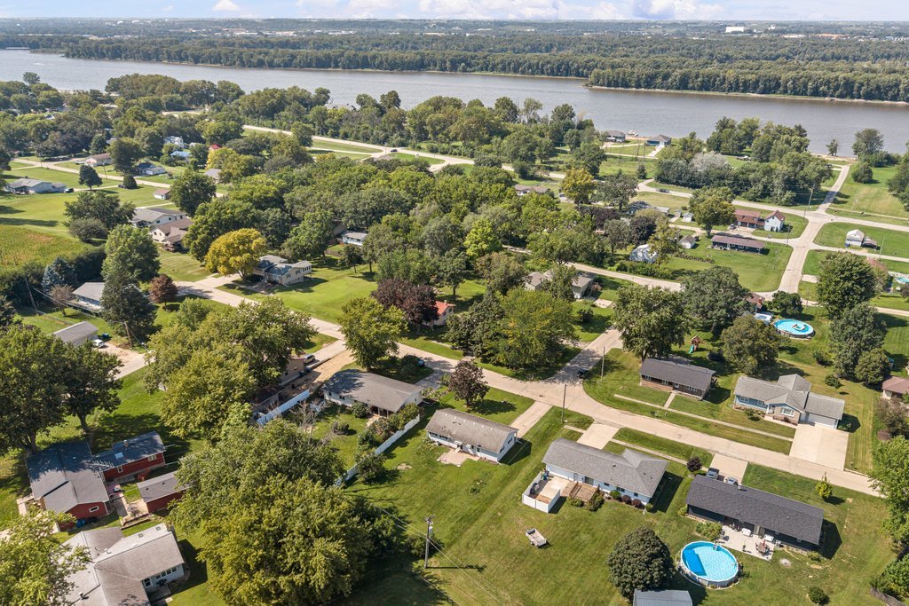 101 Riverview Drive Property Photo 30