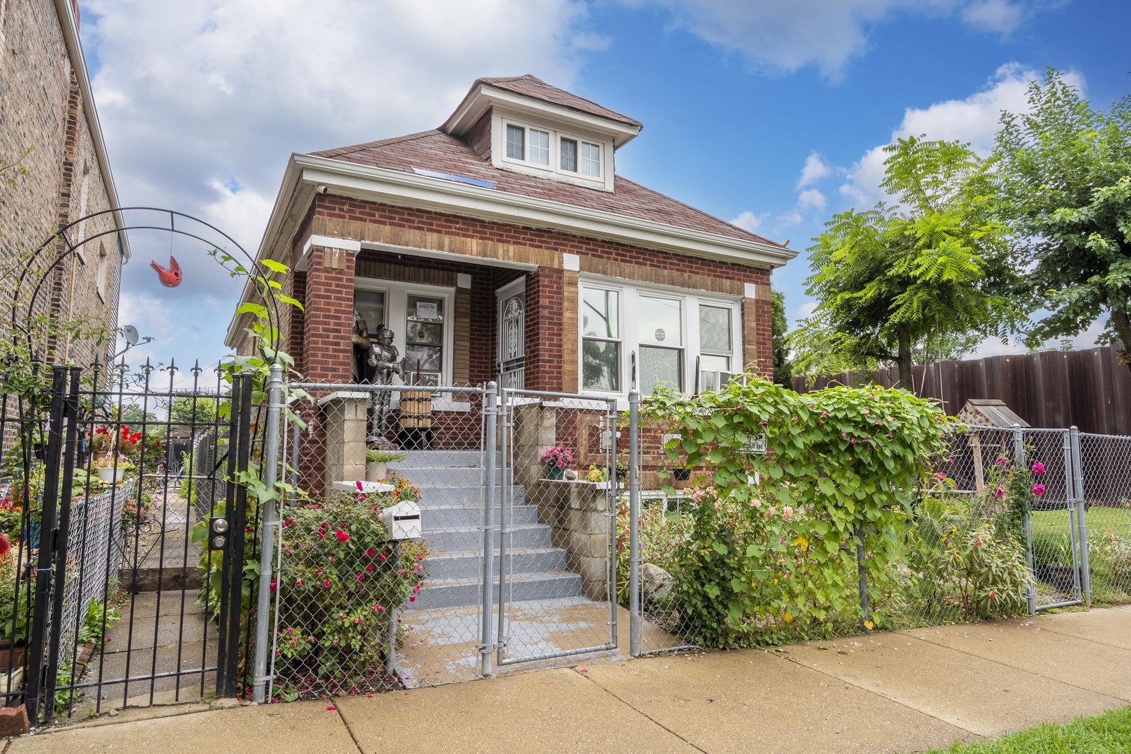 2249 S Hamlin Avenue