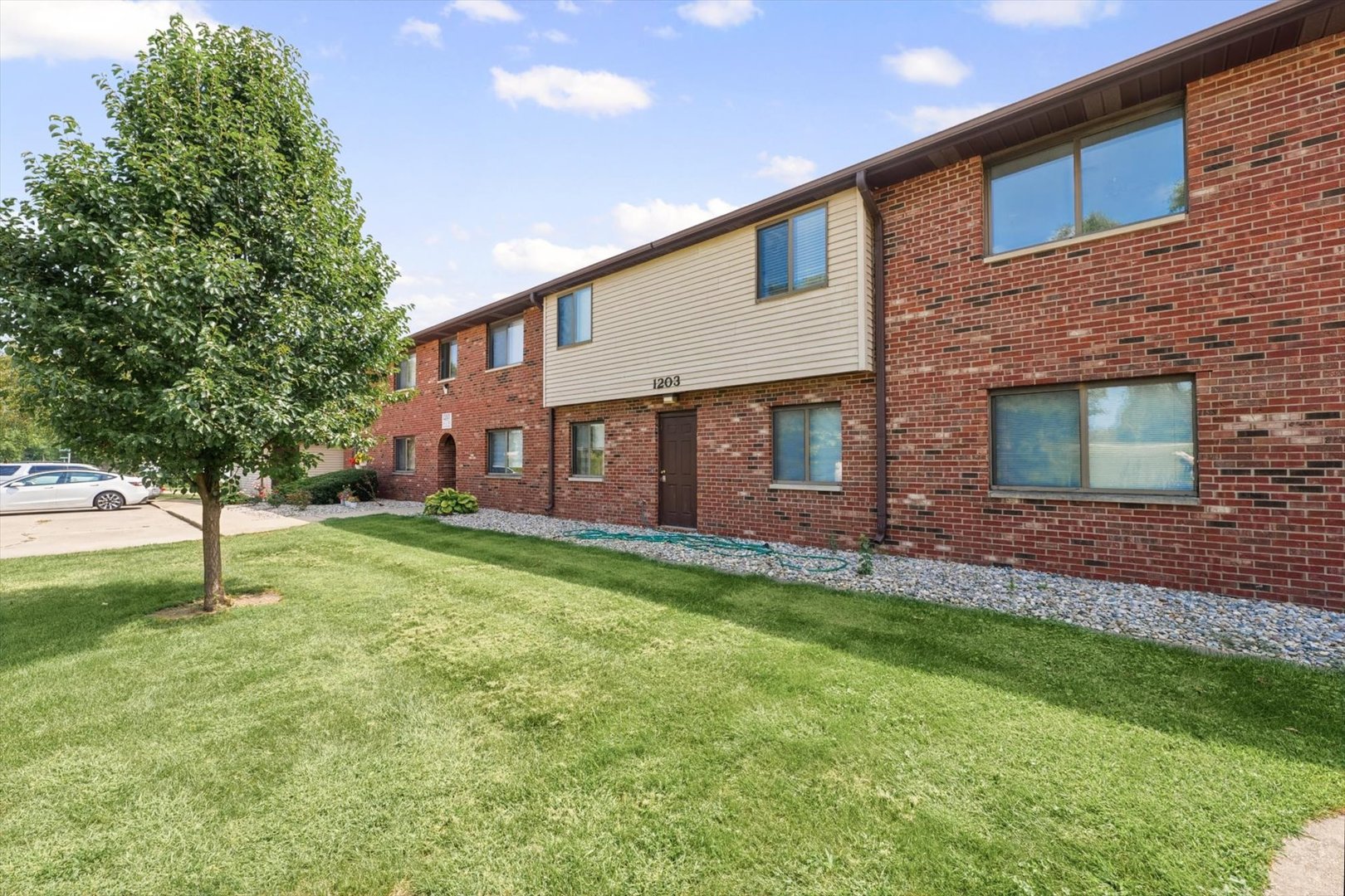 1203 Clifford Drive 7 Property Photo 1