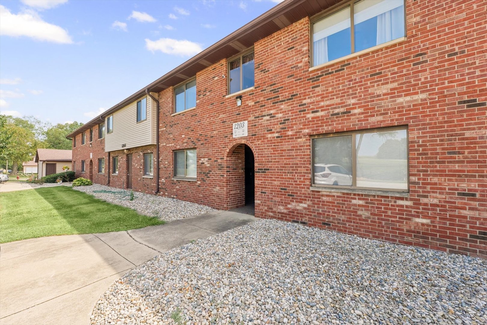 1203 Clifford Drive 7 Property Photo 2