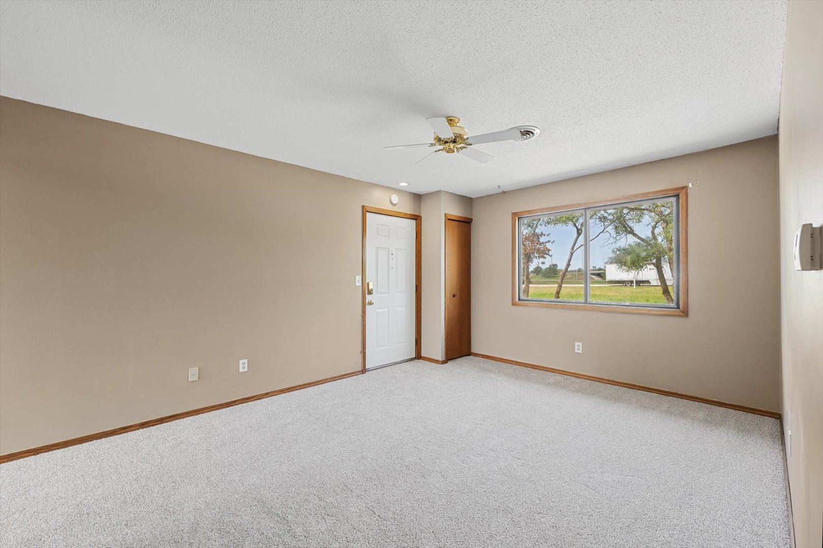 1203 Clifford Drive 7 Property Photo 8