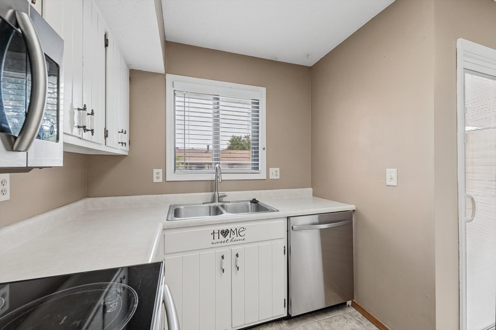 1203 Clifford Drive 7 Property Photo 13