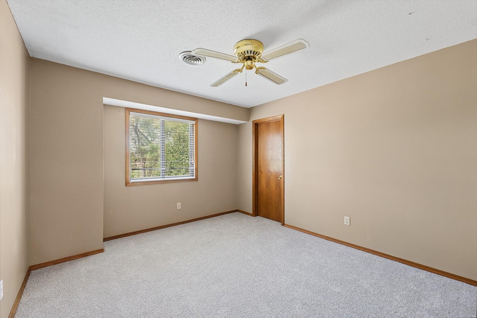 1203 Clifford Drive 7 Property Photo 16