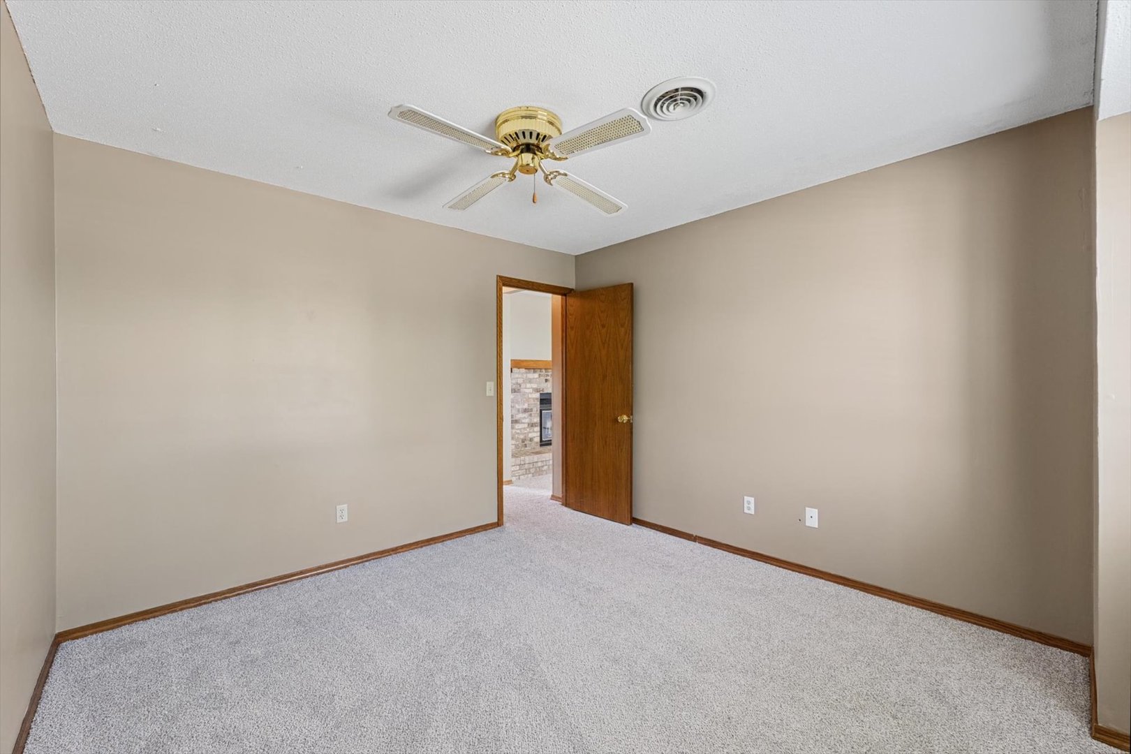 1203 Clifford Drive 7 Property Photo 17