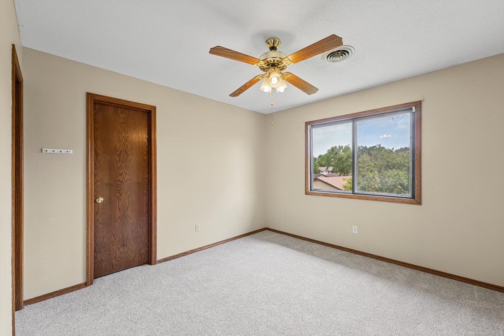 1203 Clifford Drive 7 Property Photo 21