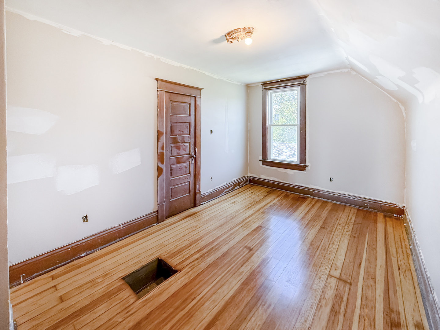 510 E 170th Street Property Photo 13