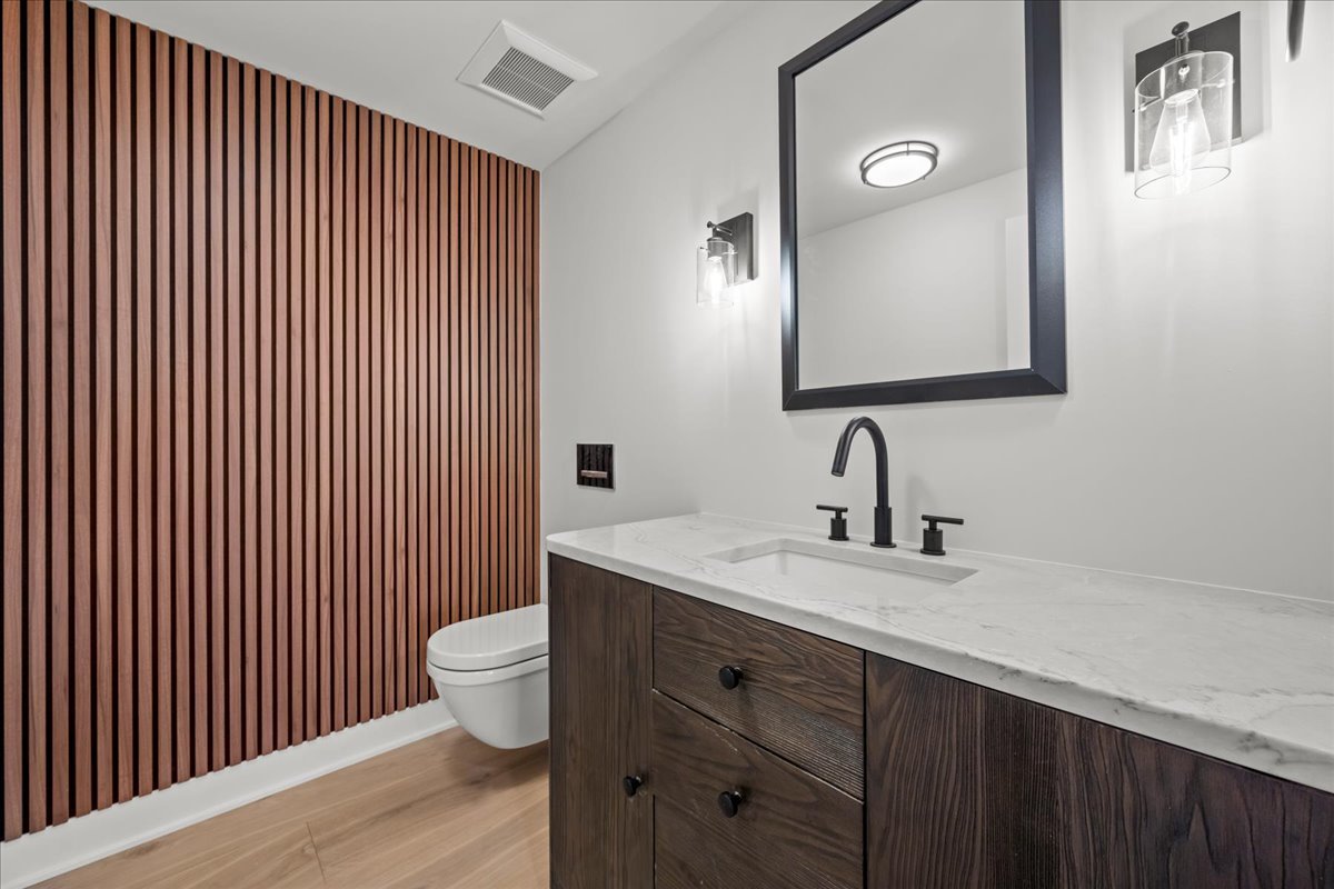 22 Lakeview Terrace Property Photo 25