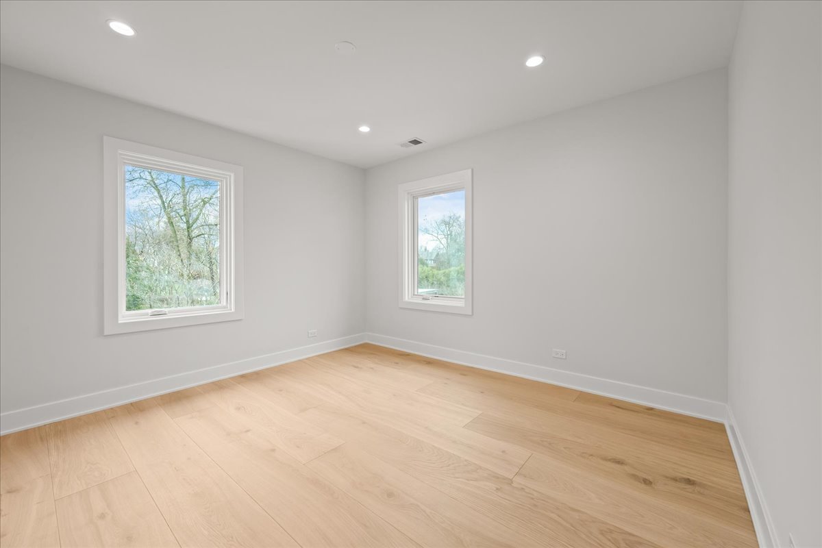 22 Lakeview Terrace Property Photo 44