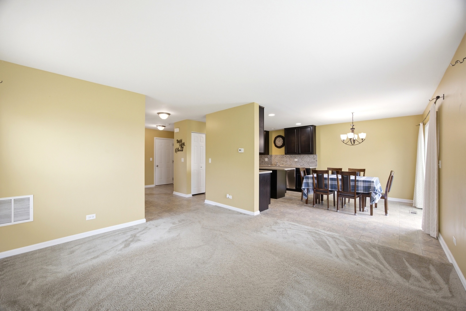 241 Wild Meadow Lane Property Photo 5