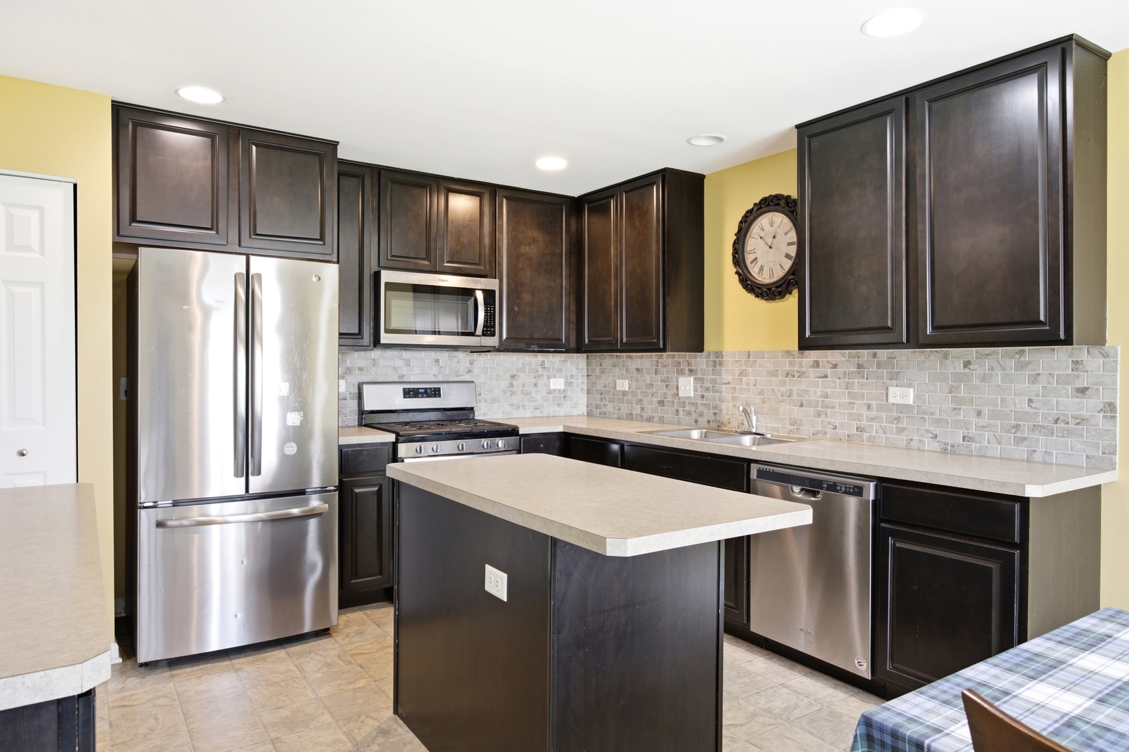 241 Wild Meadow Lane Property Photo 8