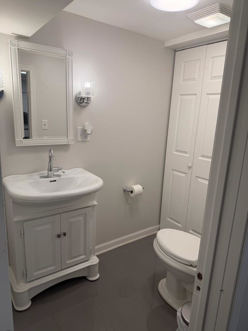 1844 S 61st Court Property Photo 23