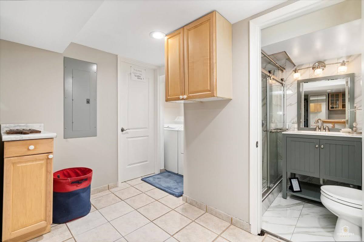 1052 Margret Street Property Photo 29