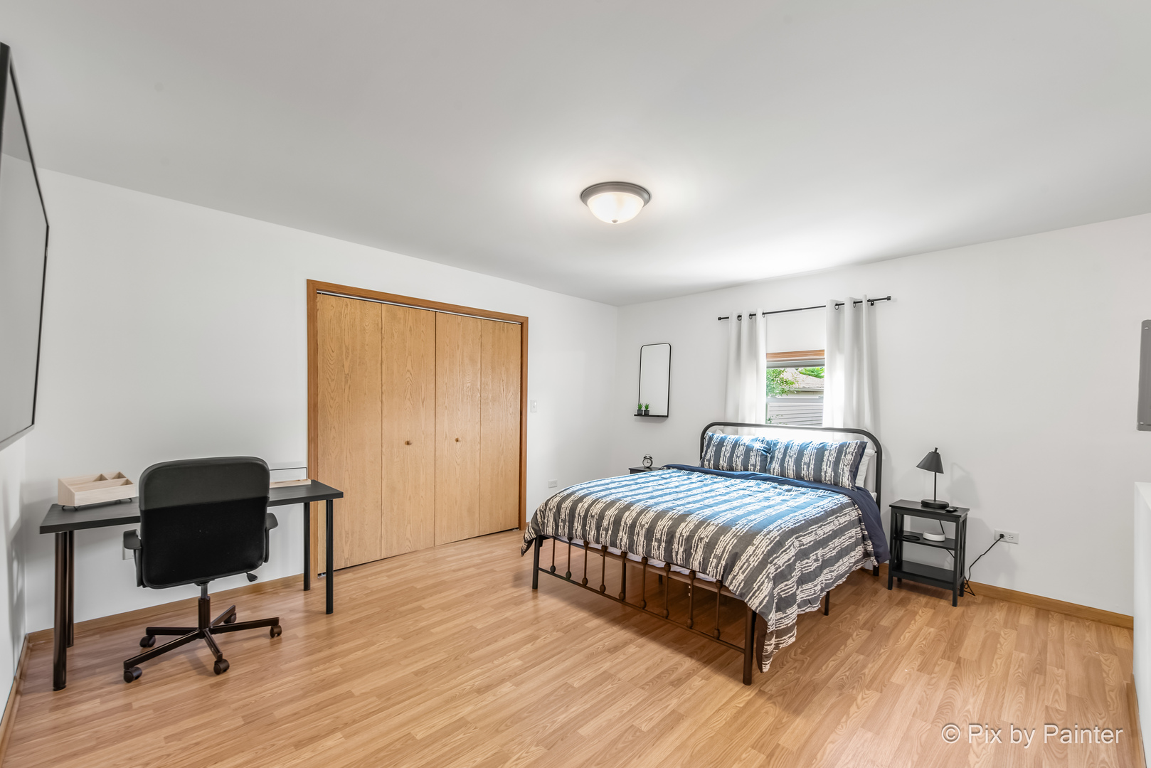 3305 S Bell Avenue Property Photo 6