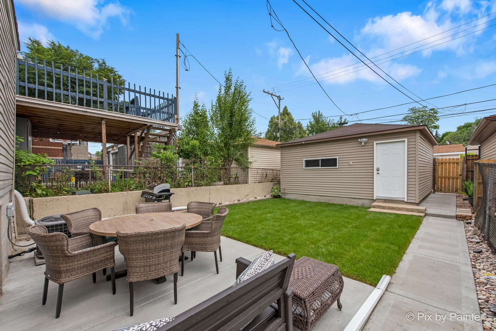 3305 S Bell Avenue Property Photo 8