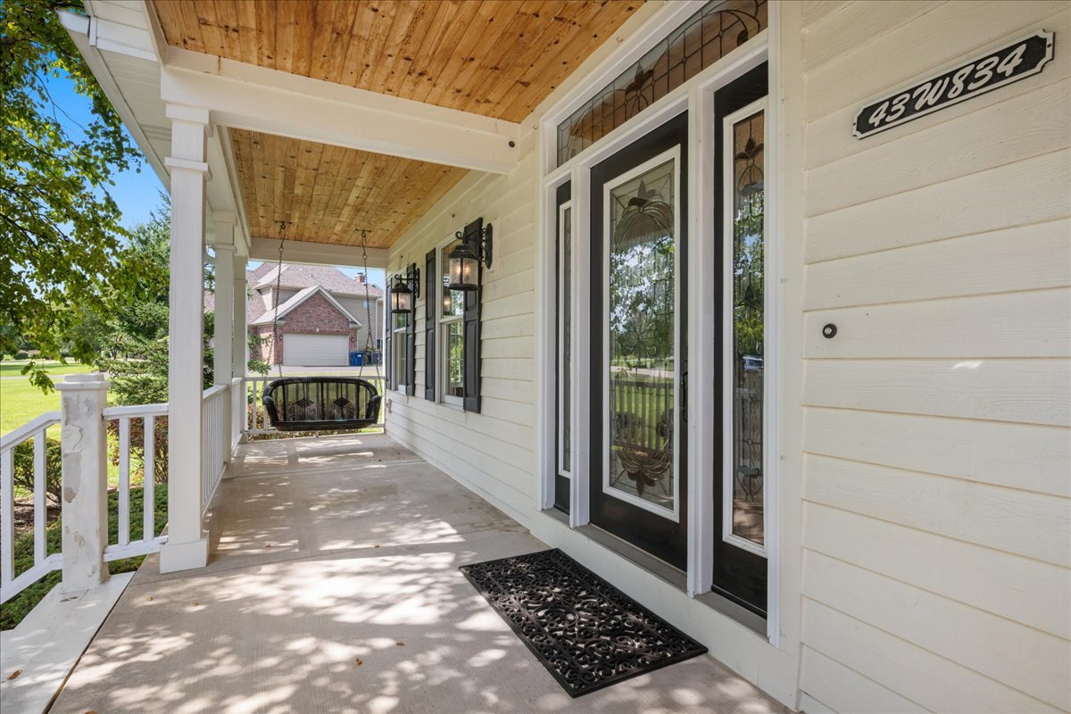 43w834 Morningside Court Property Photo 4