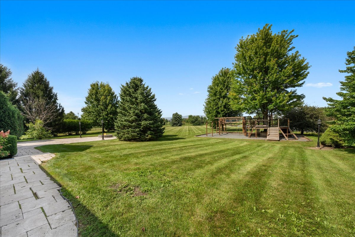 43w834 Morningside Court Property Photo 34