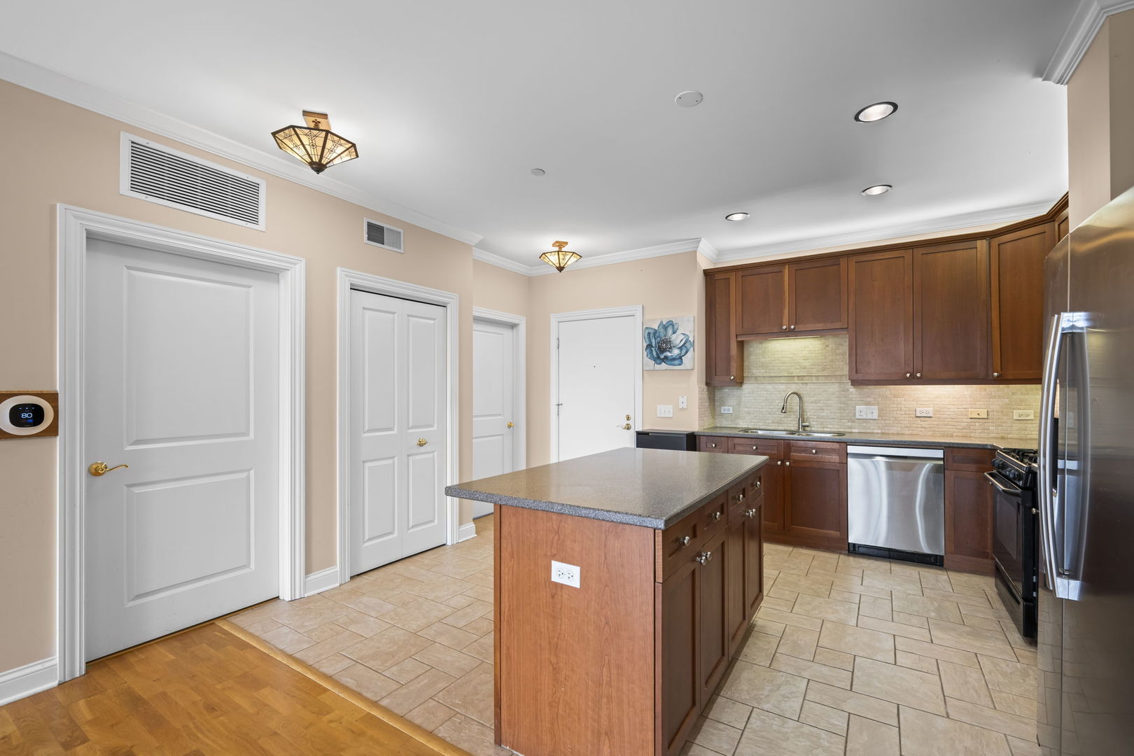 45 Prairie Park Drive 208 Property Photo 5