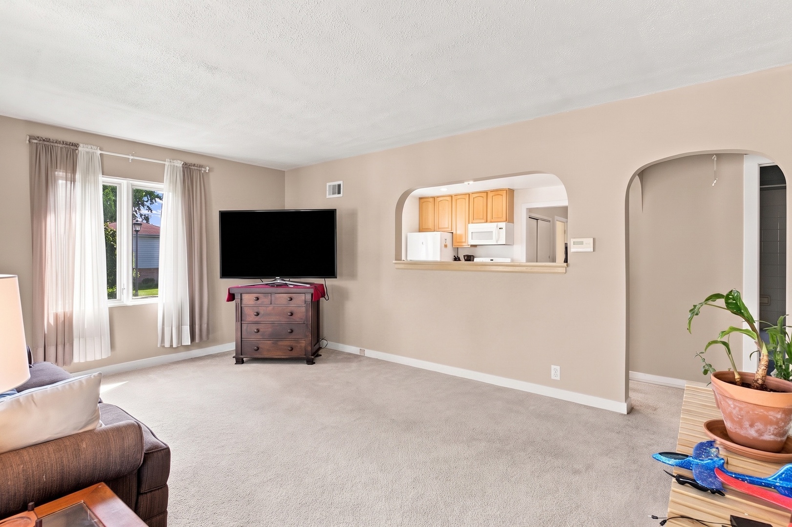 792 N Kenilworth Avenue Property Photo 4